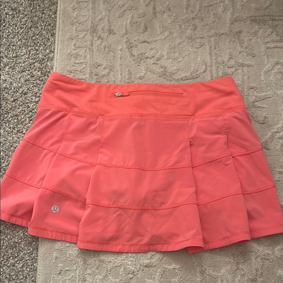 GUC Lululemon Pace Rival Mini Skirt Size 6 - Picture 3 of 3